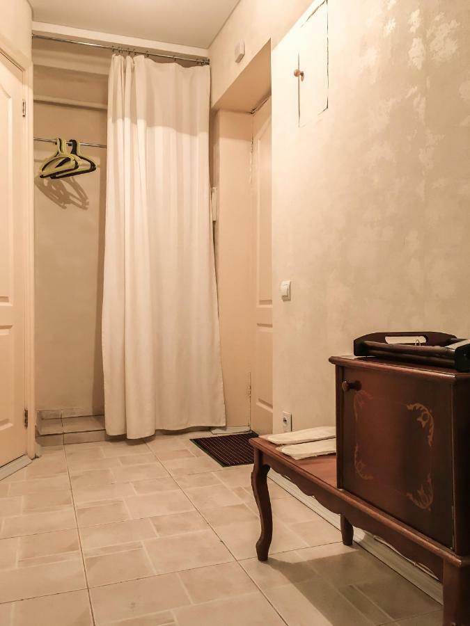 Sunflower Apartment Near Kiev Airport & Railway Station & Center City! Kültér fotó